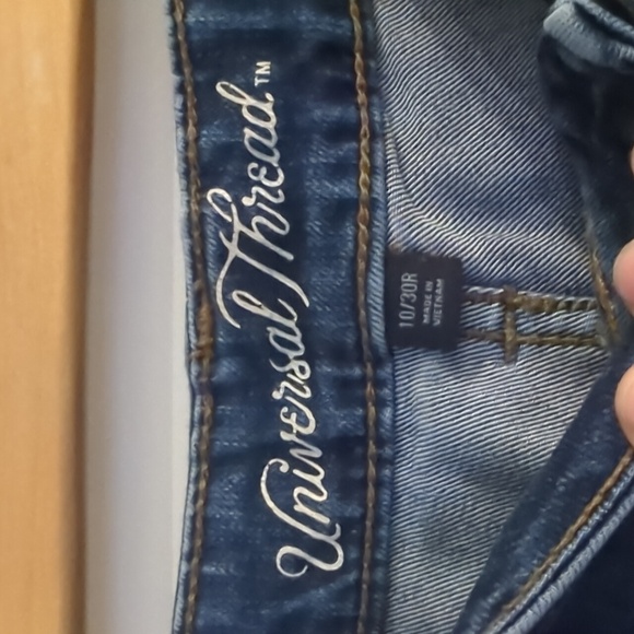 Universal Thread Blue Jeans - Picture 6 of 7